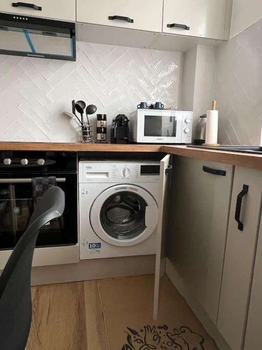 Appartement Proche De Paris, Parking Prive à Le Kremlin-Bicêtre Extérieur photo