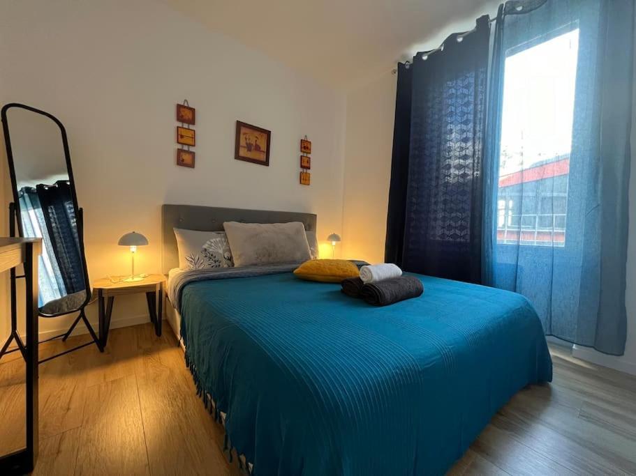 Appartement Proche De Paris, Parking Prive à Le Kremlin-Bicêtre Extérieur photo